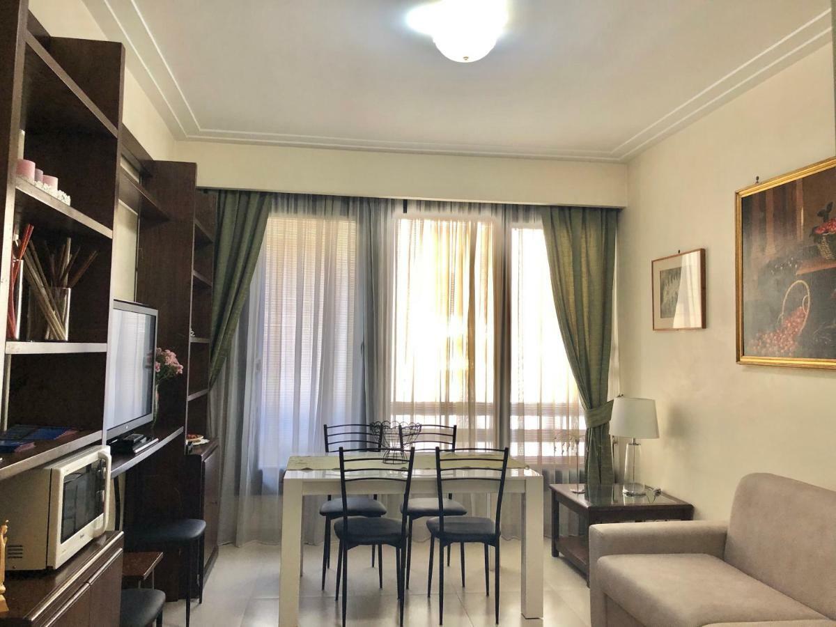 Visconti Apartment. Рим Екстериор снимка