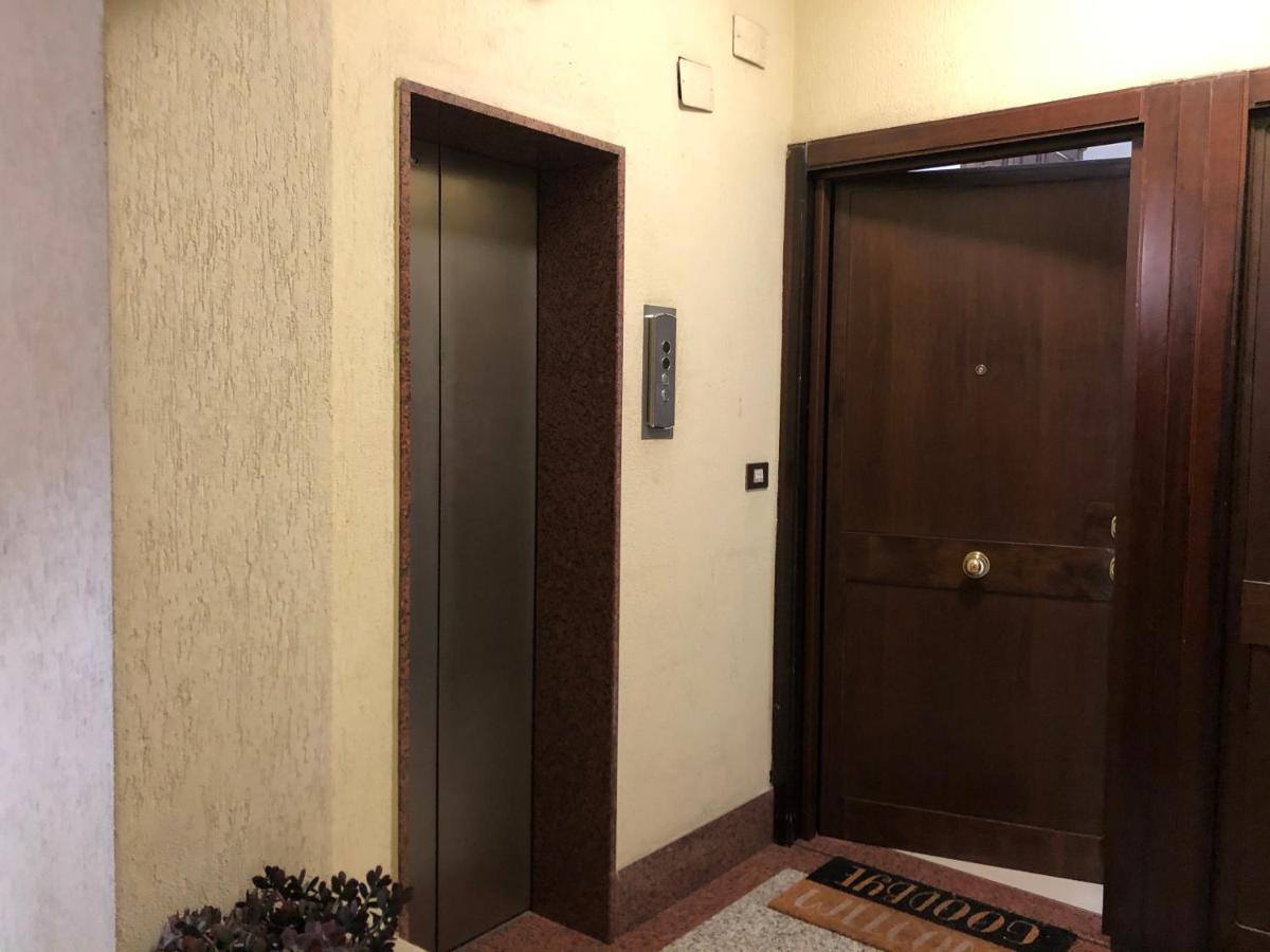 Visconti Apartment. Рим Екстериор снимка